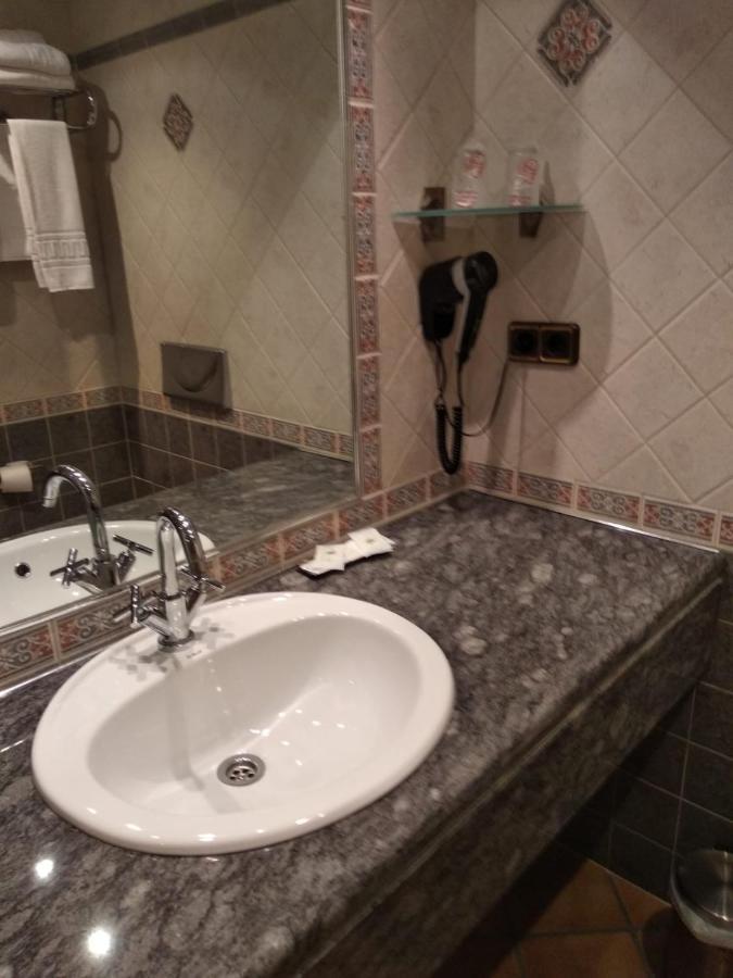 Hotel El Castell 3*